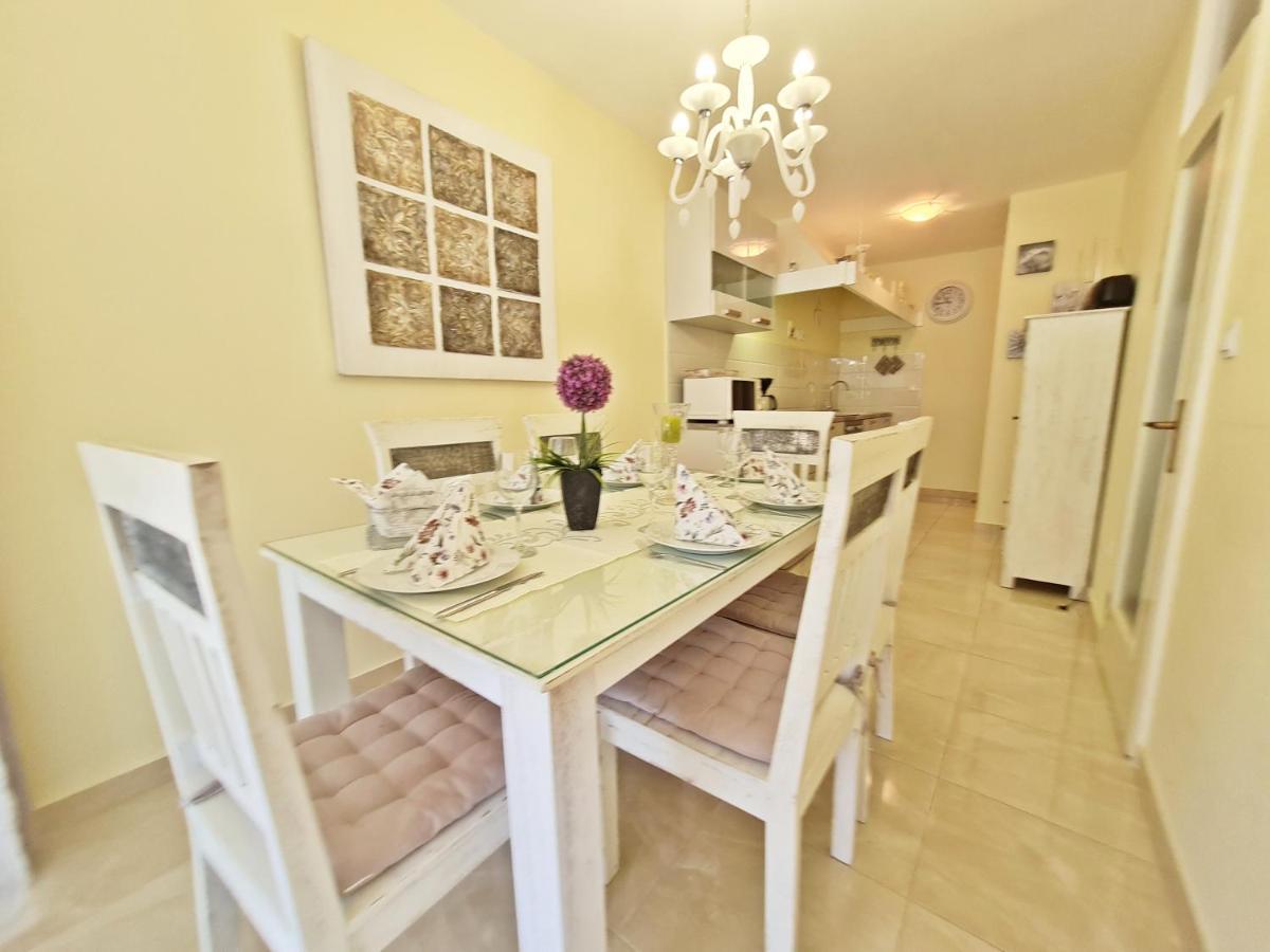 Apartment Ivana *